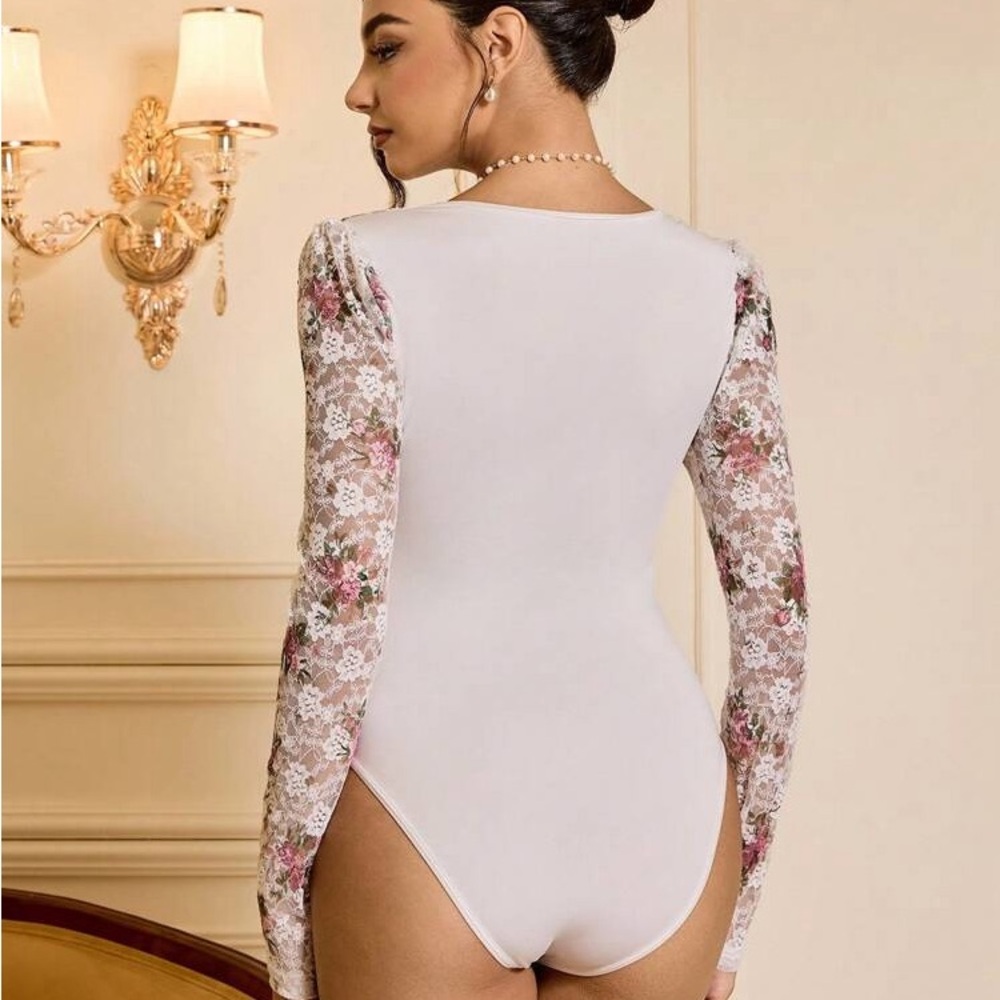ULTRA FEMME Floral Lace Wired Bustier Bodysuit in White and Pink SMALL - Picture 5 of 7